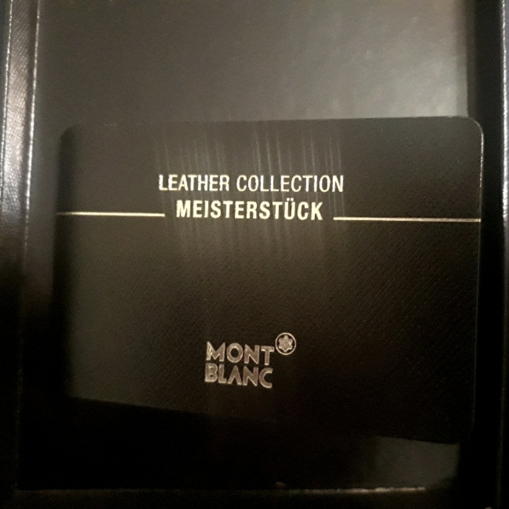 Mont blanc card holder